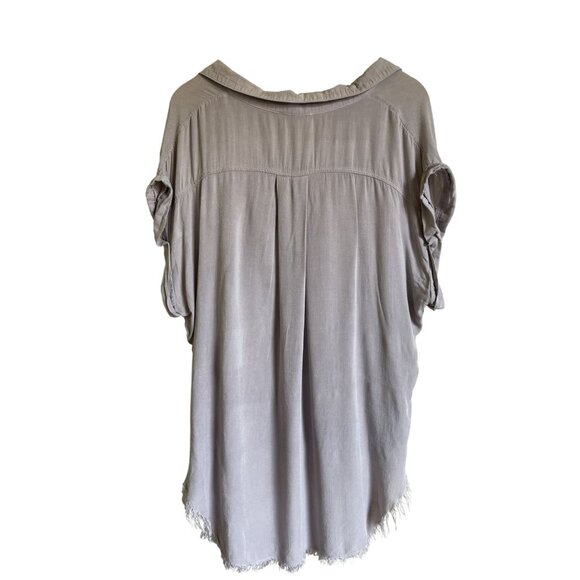 Umgee Size XL Lavender Purple Raw Hem XL Button Up Short Sleeve Shirt Collared 1 - Picture 3 of 11